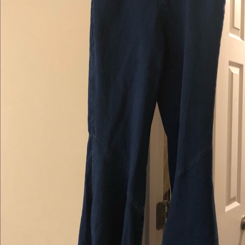 Bell bottom high rise jeans.